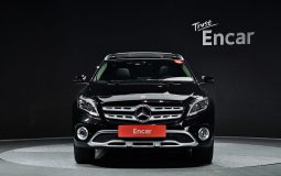 Mercedes-Benz GLA-Class GLA220 Premium