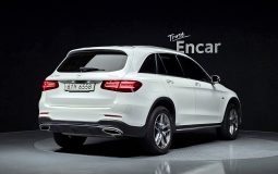 Mercedes-Benz GLC-Class GLC350e 4MATIC AMG Line