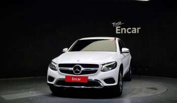 
									Mercedes-Benz GLC-Class GLC300 4MATIC Coupe full								