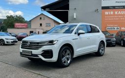 Volkswagen Touareg 3.0 AT