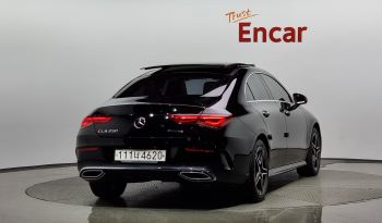 
									Mercedes-Benz CLA-Class CLA250 4MATIC full								