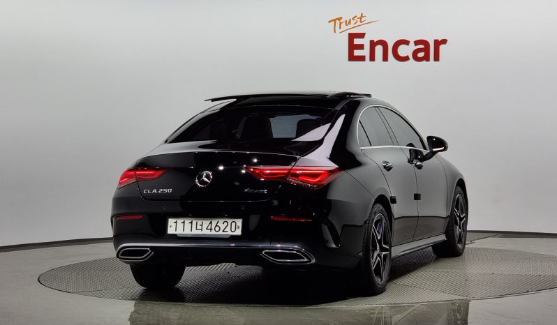 
								Mercedes-Benz CLA-Class CLA250 4MATIC full									