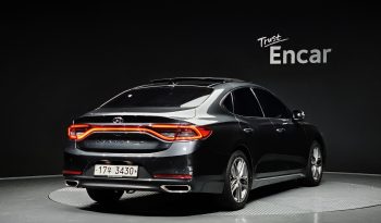 
									Hyundai Grandeur 2.4 Exclusive Special full								