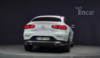 
									Mercedes-Benz GLC-Class GLC220 d 4MATIC Coupe full								