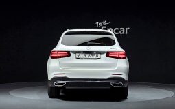 Mercedes-Benz GLC-Class GLC350e 4MATIC AMG Line