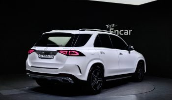 
									Mercedes-Benz GLE-Class GLE450 4MATIC full								