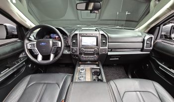 
									Ford Expedition Platinum 4WD 8Seater full								