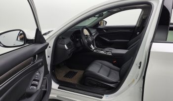 
									Honda Accord 2.0 Hybrid Touring full								