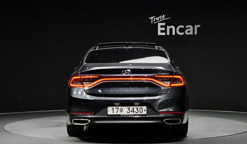 
								Hyundai Grandeur 2.4 Exclusive Special full									