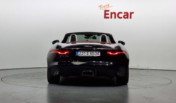 
									Jaguar F-TYPE P300 Convertible X152 full								