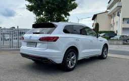 Volkswagen Touareg 3.0 AT