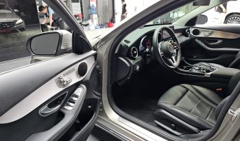 
									Mercedes-Benz C-Class C200 Avantgarde full								