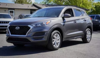 
									Hyundai Tucson full								