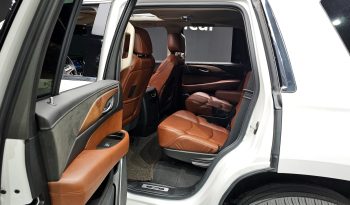 
									Cadillac Escalade 6.2 4th full								