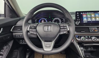 
									Honda Accord 2.0 Hybrid Touring full								