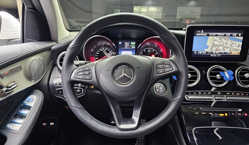 
								Mercedes-Benz GLC-Class GLC350e 4MATIC AMG Line full									