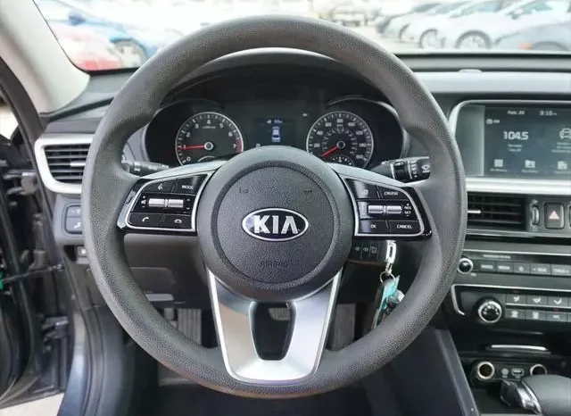 
								Kia Optima LX full									