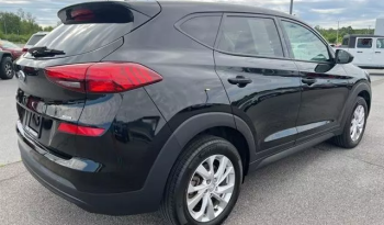 
									Hyundai Tucson 2.0 AT full								