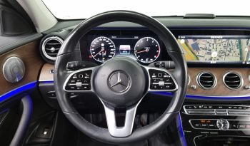 
									Mercedes-Benz E-Class E300 4MATIC Exclusive full								