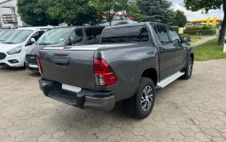 Toyota Hilux 2.4 D-4D 4WD AT