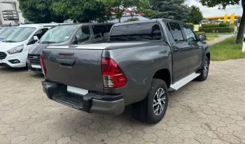 
									Toyota Hilux 2.4 D-4D 4WD AT full								