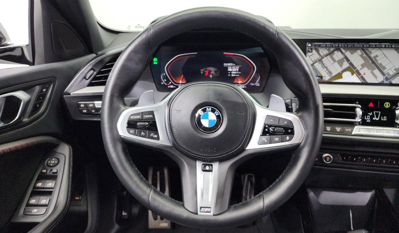 
								BMW 1-Series 120i M Sports full									