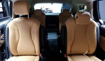 
									Kia Carnival 9-Seater Signature full								