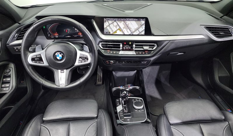 
								BMW 1-Series 120i M Sports full									