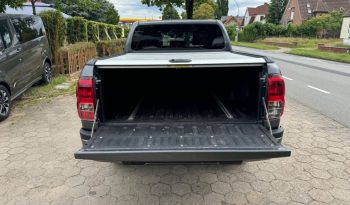 
									Toyota Hilux 2.4 D-4D 4WD AT full								