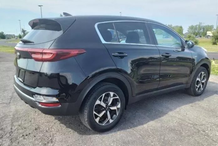 
								Kia Sportage 2.4 AT full									