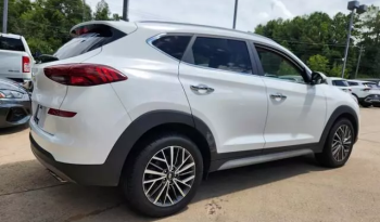 
									Hyundai Tucson 2.4 AT full								