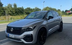 Volkswagen Touareg 3.0 AT