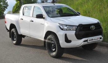 
									2024 Toyota Hilux 2.4 4×4 Double Cab Duty NESTLE OFFROAD full								