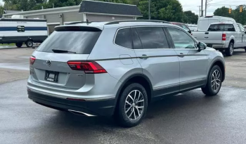 
									Volkswagen Tiguan 2.0 AT full								