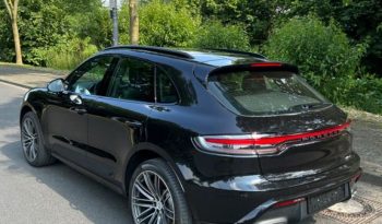 
									2024 Porsche Macan S full								