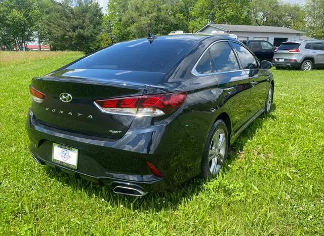 
								Hyundai Sonata full									