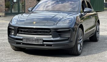 
									2024 Porsche Macan S full								