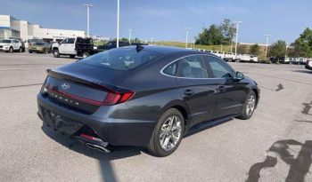 
									Hyundai Sonata 2.5 AT full								