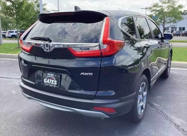 
								Honda CR-V full									