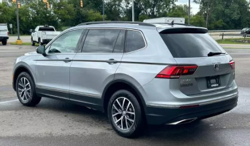 
									Volkswagen Tiguan 2.0 AT full								