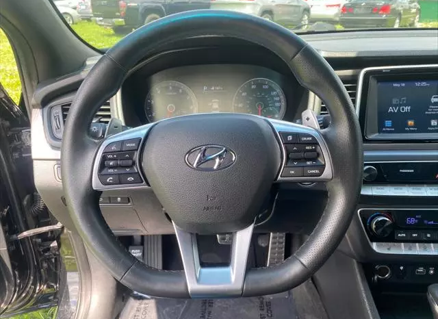 
								Hyundai Sonata full									