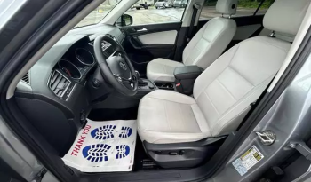 
									Volkswagen Tiguan 2.0 AT full								