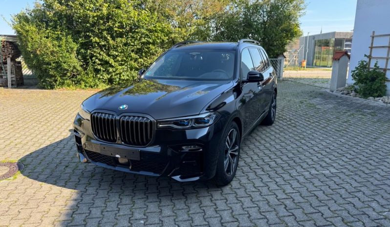 2022 BMW X7 4.4 AT