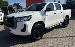 2022 Toyota Hilux 2.4 MT