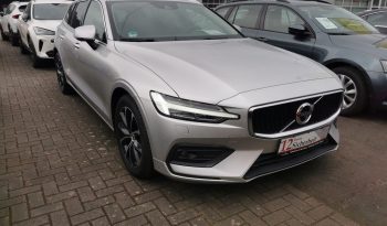 
									2022 Volvo V60 2.0 AT full								