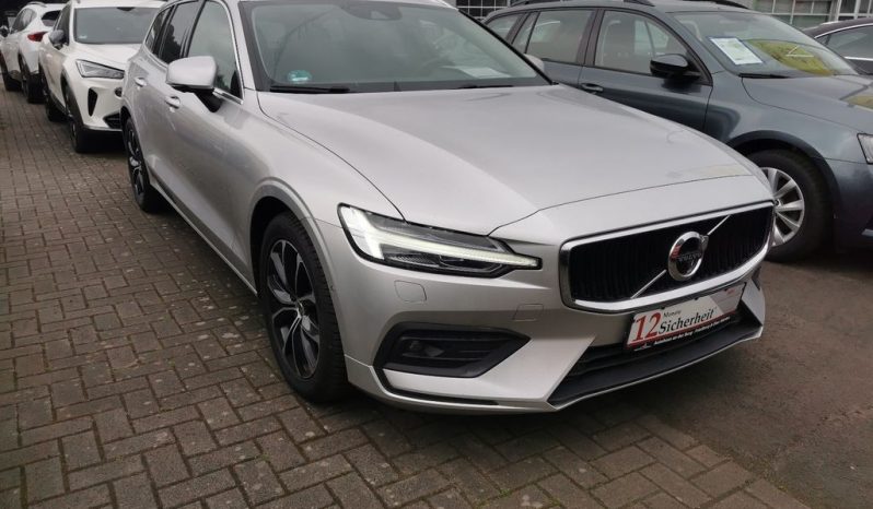 2022 Volvo V60 2.0 AT