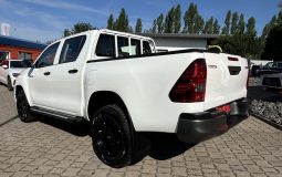 2022 Toyota Hilux 2.4 MT