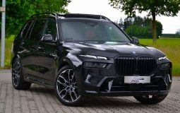 2023 BMW X7 3.0 AT