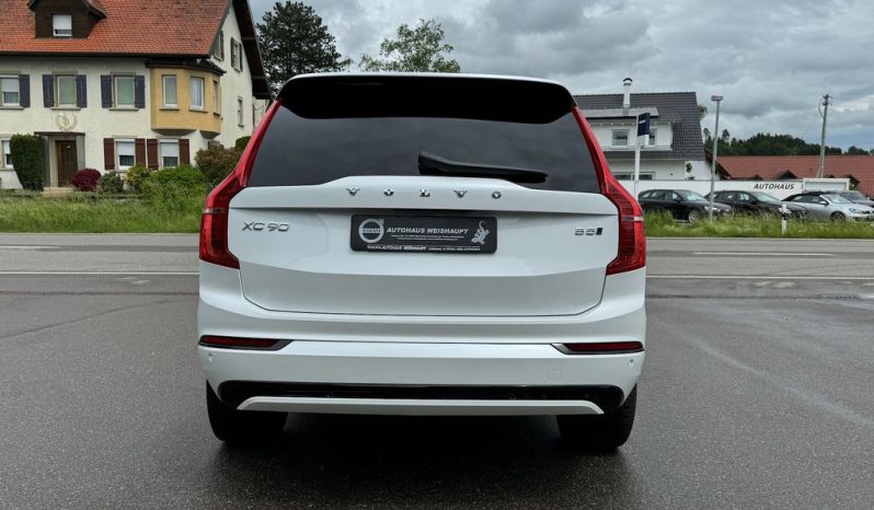 
								2023 Volvo XC90 2.0 AT full									