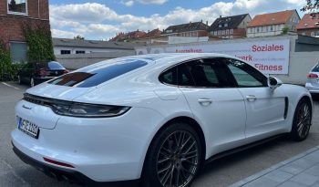 
									2024 Porsche Panamera 4 2.9 AMT full								